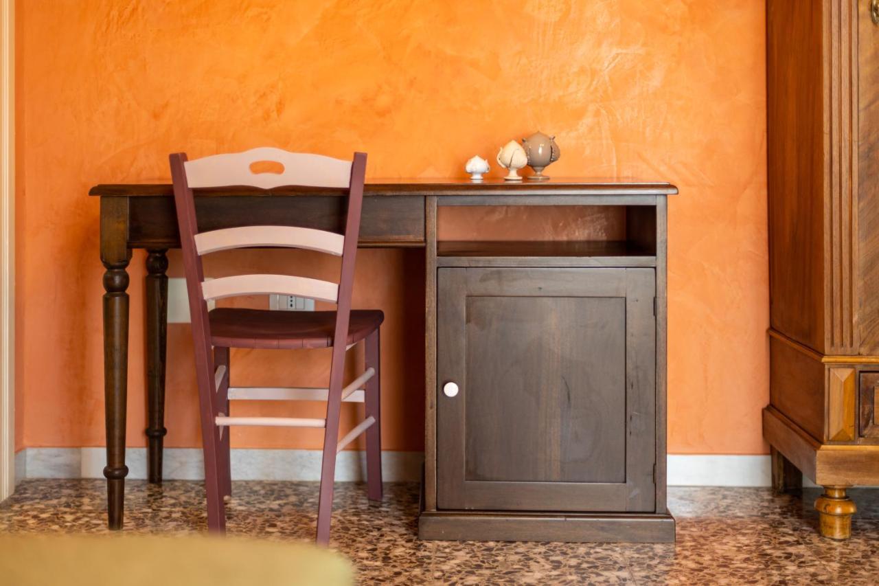 Bed and Breakfast Palazzo Dante Alliste Exterior foto