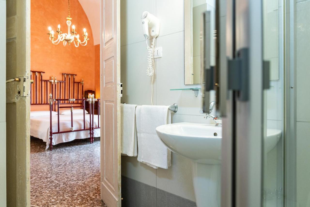Bed and Breakfast Palazzo Dante Alliste Exterior foto